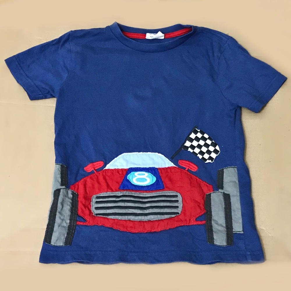 MINI BODEN BLUE RACE CAR T SHIRT AGE 5-6 YRS